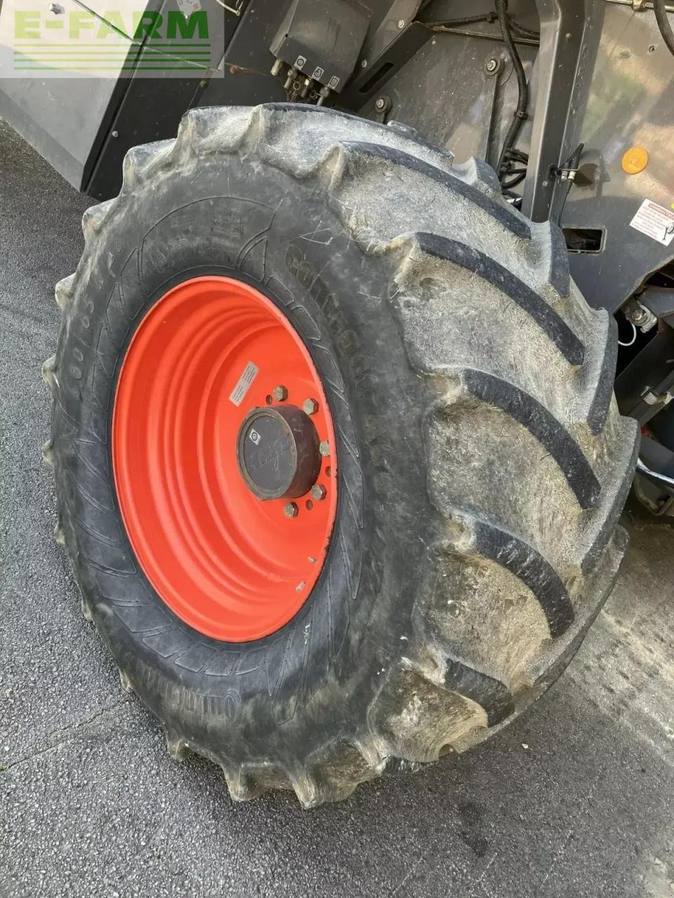 Mähdrescher typu CLAAS lexion 740, Gebrauchtmaschine w BLENDECQUES (Zdjęcie 5)