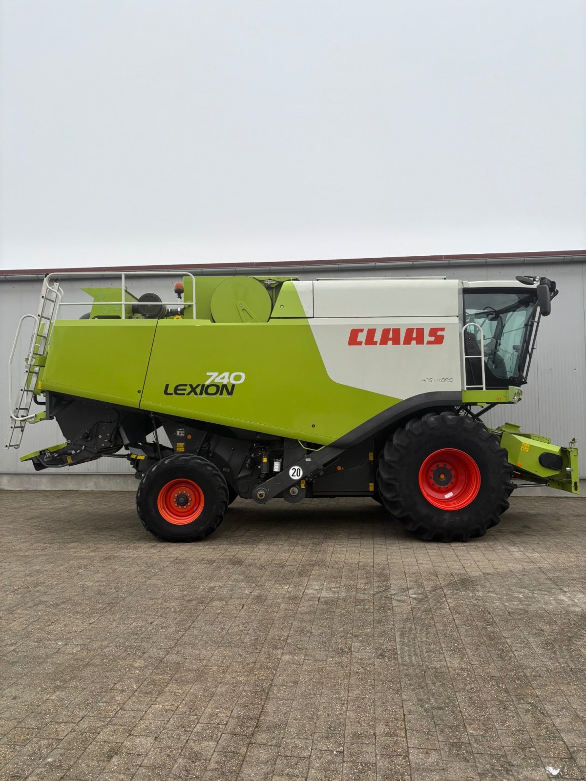 Mähdrescher tip CLAAS Lexion 740, Gebrauchtmaschine in Hemau (Poză 9)