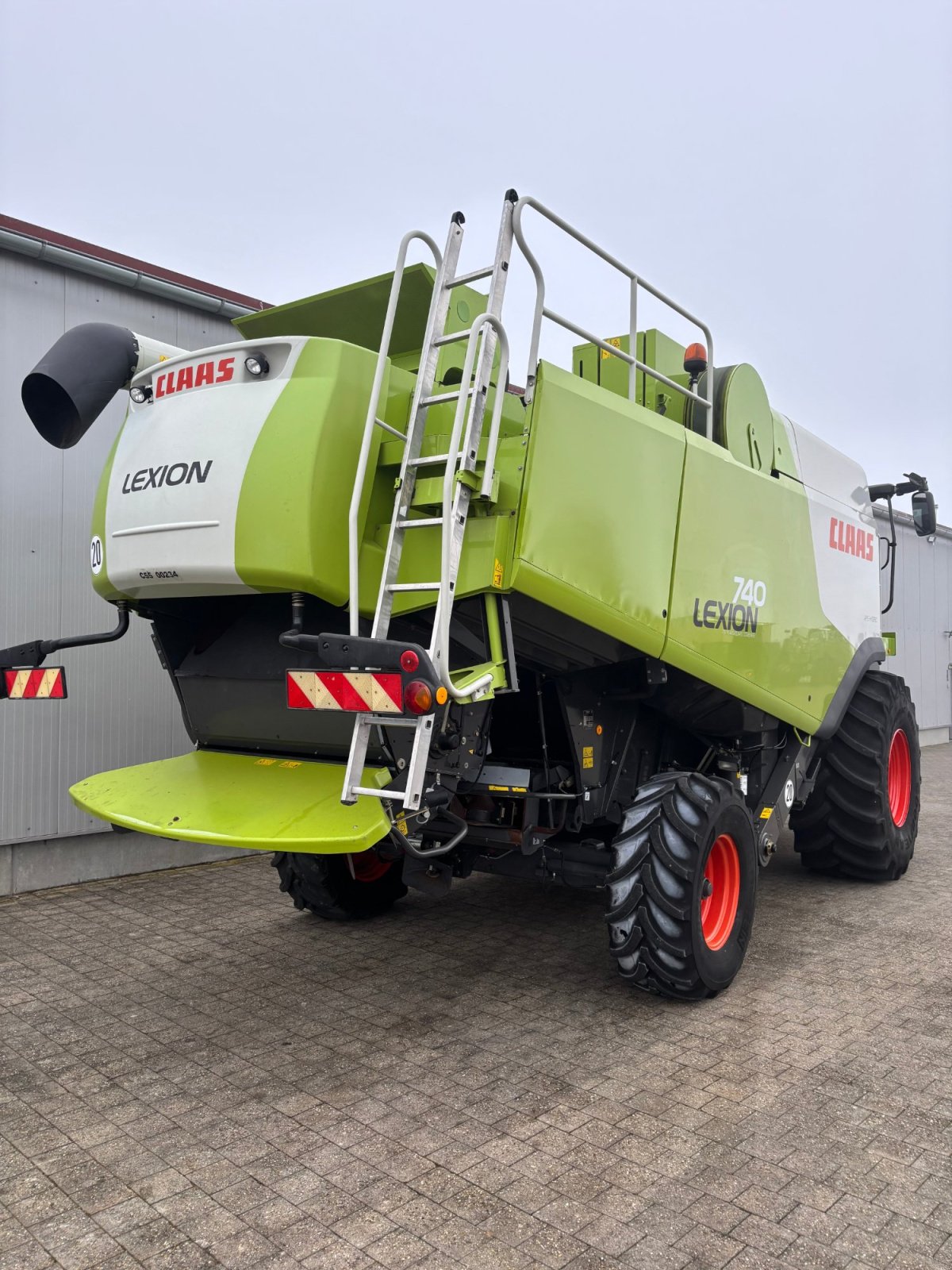Mähdrescher tip CLAAS Lexion 740, Gebrauchtmaschine in Hemau (Poză 10)