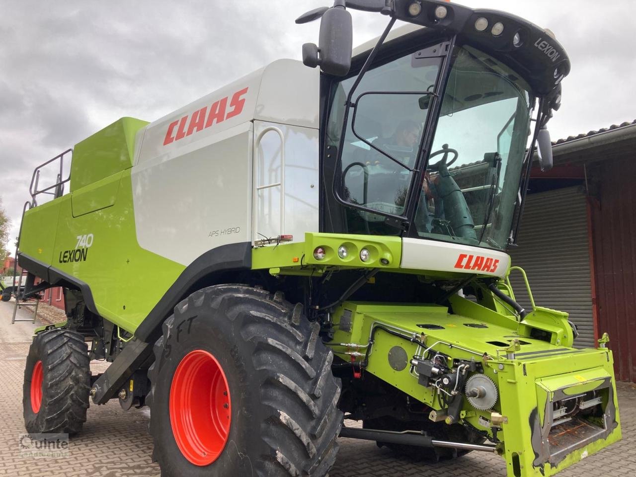 Mähdrescher tip CLAAS Lexion 740, Gebrauchtmaschine in Lichtenau-Kleinenberg (Poză 3)