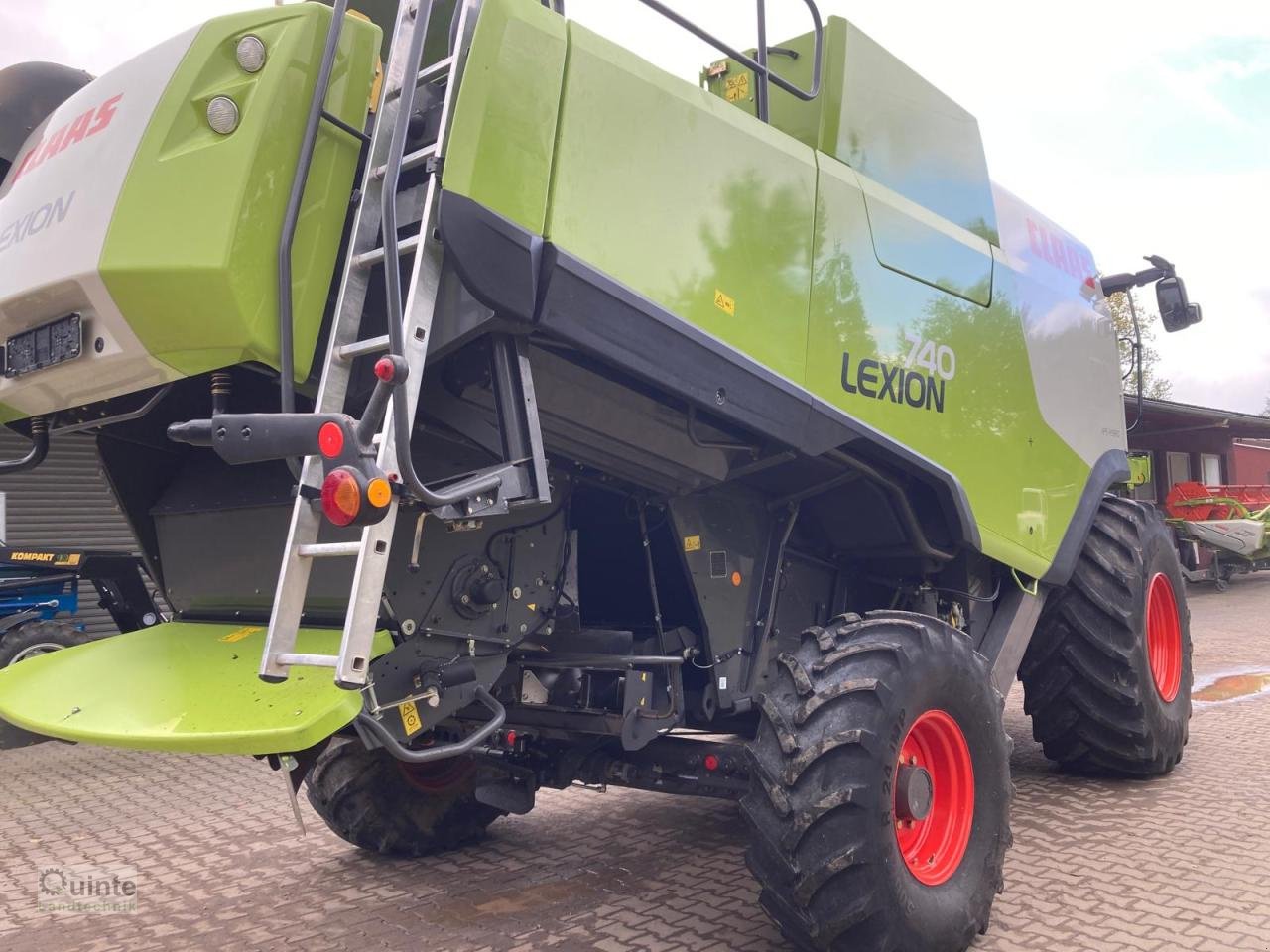 Mähdrescher tip CLAAS Lexion 740, Gebrauchtmaschine in Lichtenau-Kleinenberg (Poză 4)