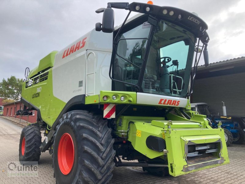 Mähdrescher tip CLAAS Lexion 740, Gebrauchtmaschine in Lichtenau-Kleinenberg (Poză 1)