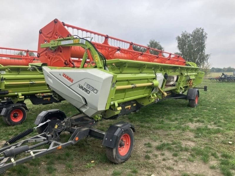 Mähdrescher des Typs CLAAS LEXION 7400 E5, Gebrauchtmaschine in Mockrehna (Bild 10)