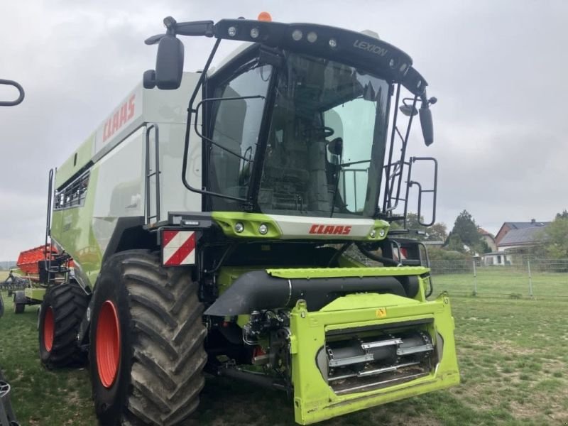 Mähdrescher des Typs CLAAS LEXION 7400 E5, Gebrauchtmaschine in Mockrehna (Bild 2)