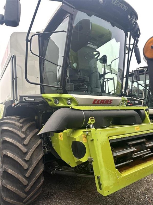 Mähdrescher typu CLAAS Lexion 7400 VI GIVER 50 TIMERS HØSTGARANTI I DK!!! Tør du give et bud? GPS klar. Incl Vario 770 Skærebord., Gebrauchtmaschine v Kolding (Obrázek 5)