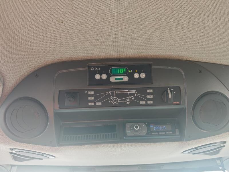 Mähdrescher des Typs CLAAS LEXION 750 4WD. Incl CLAAS Vario 770 skærebord og vogn., Gebrauchtmaschine in Kolding (Bild 14)