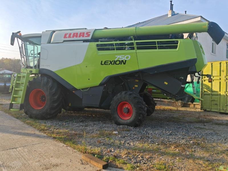 Mähdrescher des Typs CLAAS LEXION 750 4x4, Gebrauchtmaschine in Ovidiu jud. Constanta (Bild 2)