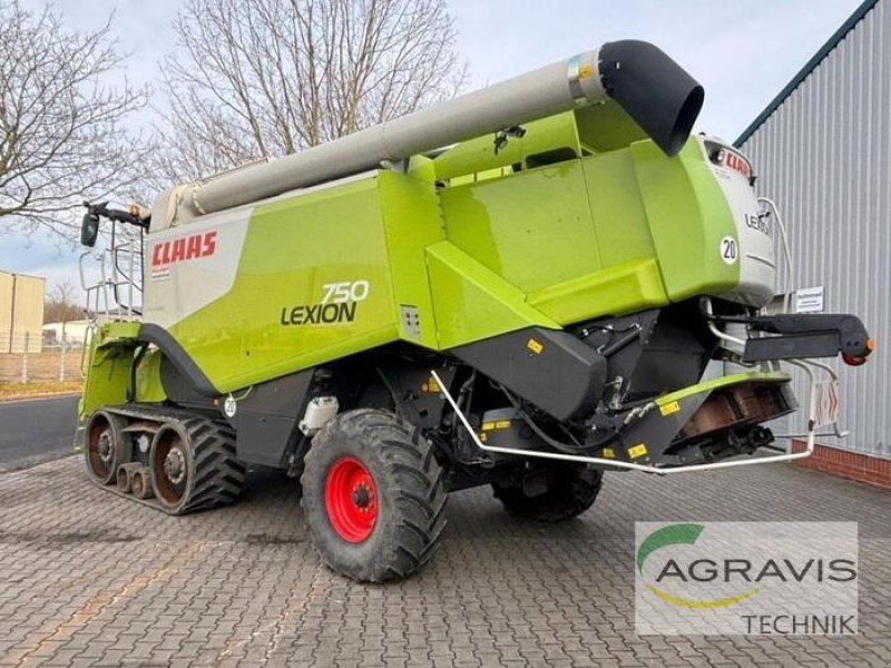 Mähdrescher tip CLAAS LEXION 750 + SW V900 + TW, Gebrauchtmaschine in Meppen (Poză 4)