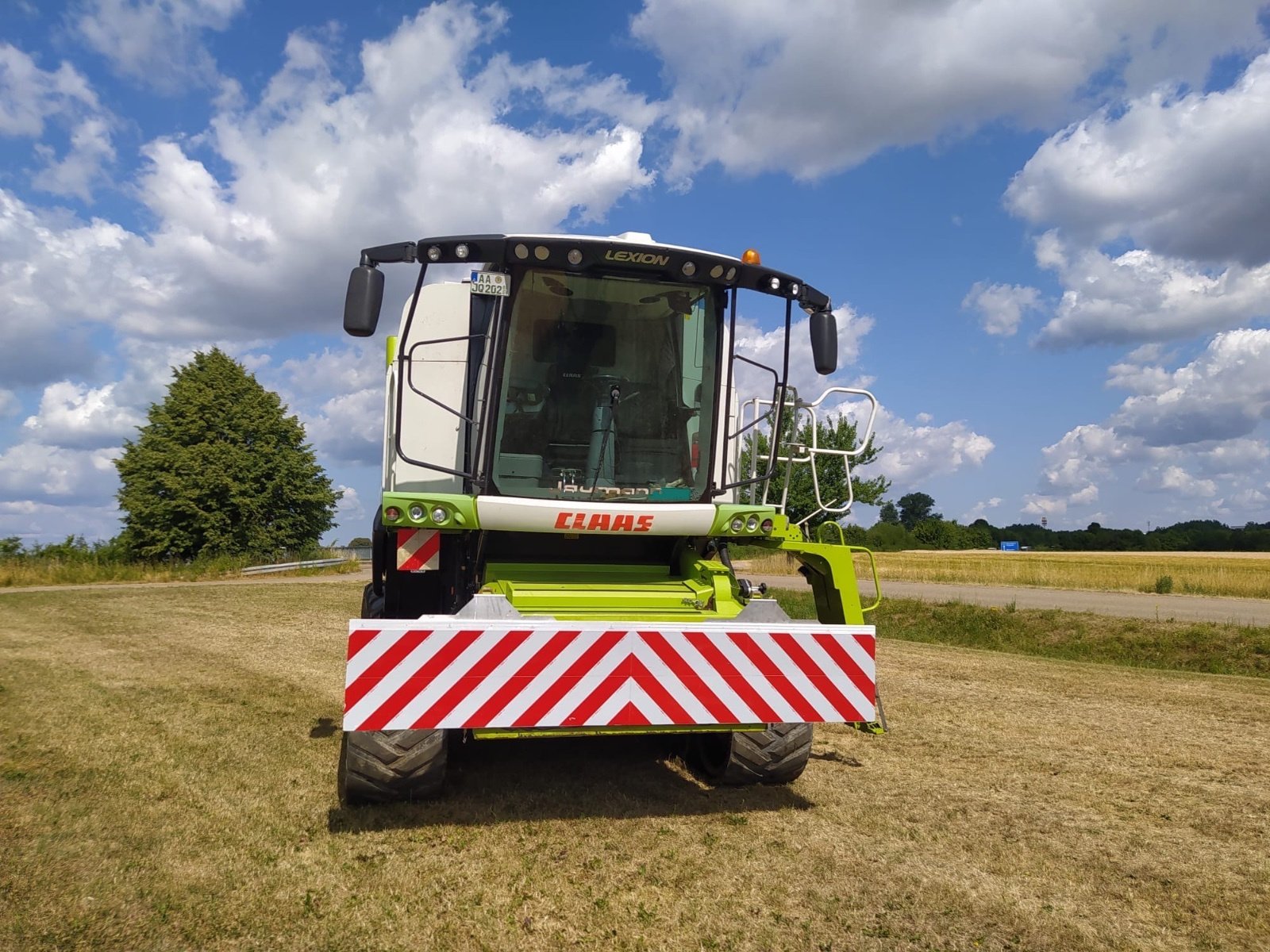 Mähdrescher van het type CLAAS Lexion 750 TT, Gebrauchtmaschine in Ellwangen (Foto 4)