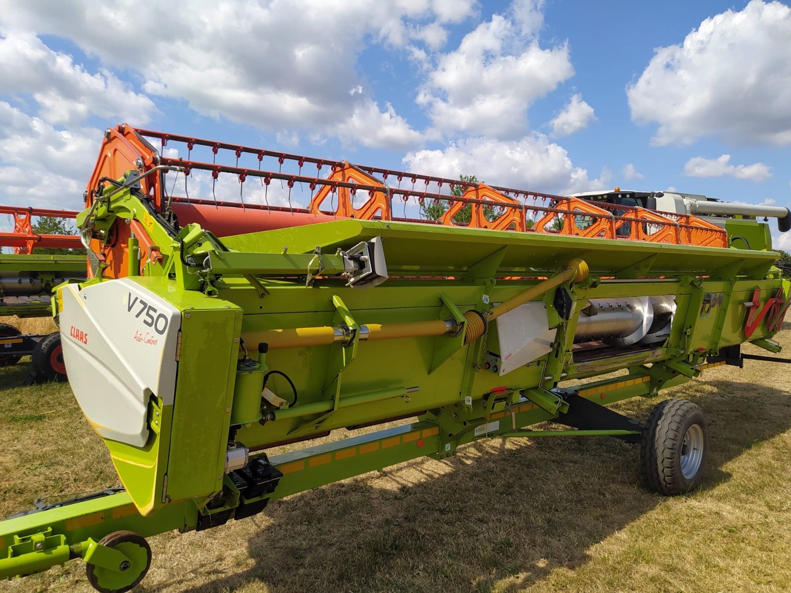 Mähdrescher van het type CLAAS Lexion 750 TT, Gebrauchtmaschine in Ellwangen (Foto 5)