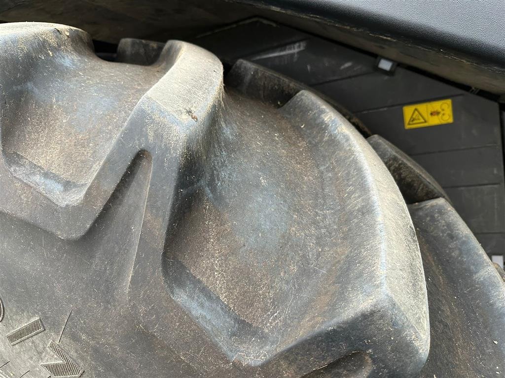 Mähdrescher typu CLAAS LEXION 750 VI GIVER 50 TIMERS HØSTGARANTI I DK!!! Incl. Vario 900 Skærebord og vogn., Gebrauchtmaschine v Kolding (Obrázek 8)