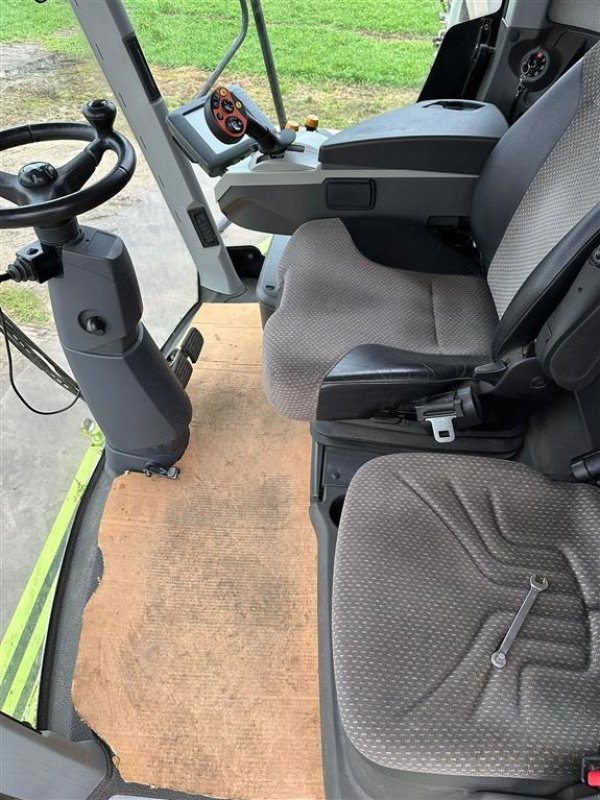 Mähdrescher typu CLAAS LEXION 750 VI GIVER 50 TIMERS HØSTGARANTI I DK!!! Incl. Vario 900 Skærebord og vogn., Gebrauchtmaschine v Kolding (Obrázek 14)