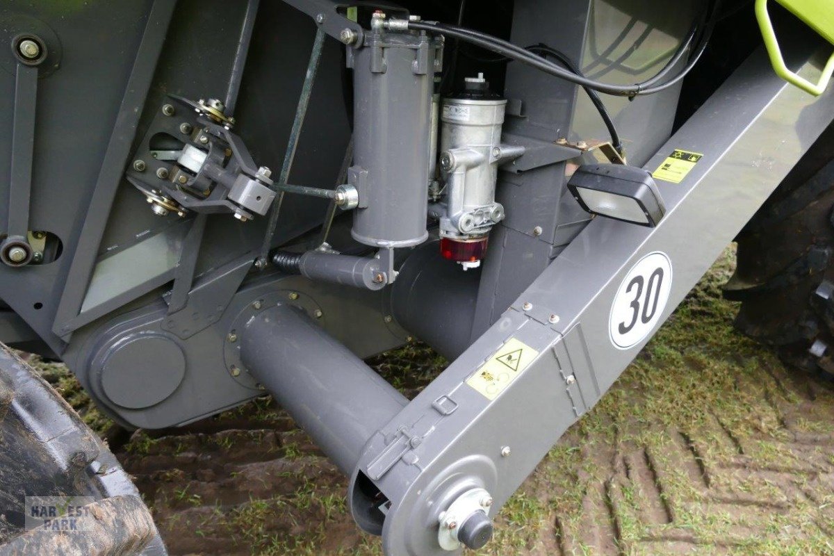 Mähdrescher des Typs CLAAS Lexion 750, Gebrauchtmaschine in Emsbüren (Bild 5)