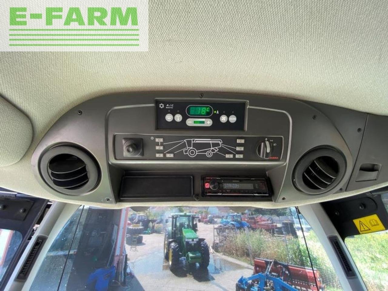 Mähdrescher of the type CLAAS lexion 750, Gebrauchtmaschine in SZEGED (Picture 10)