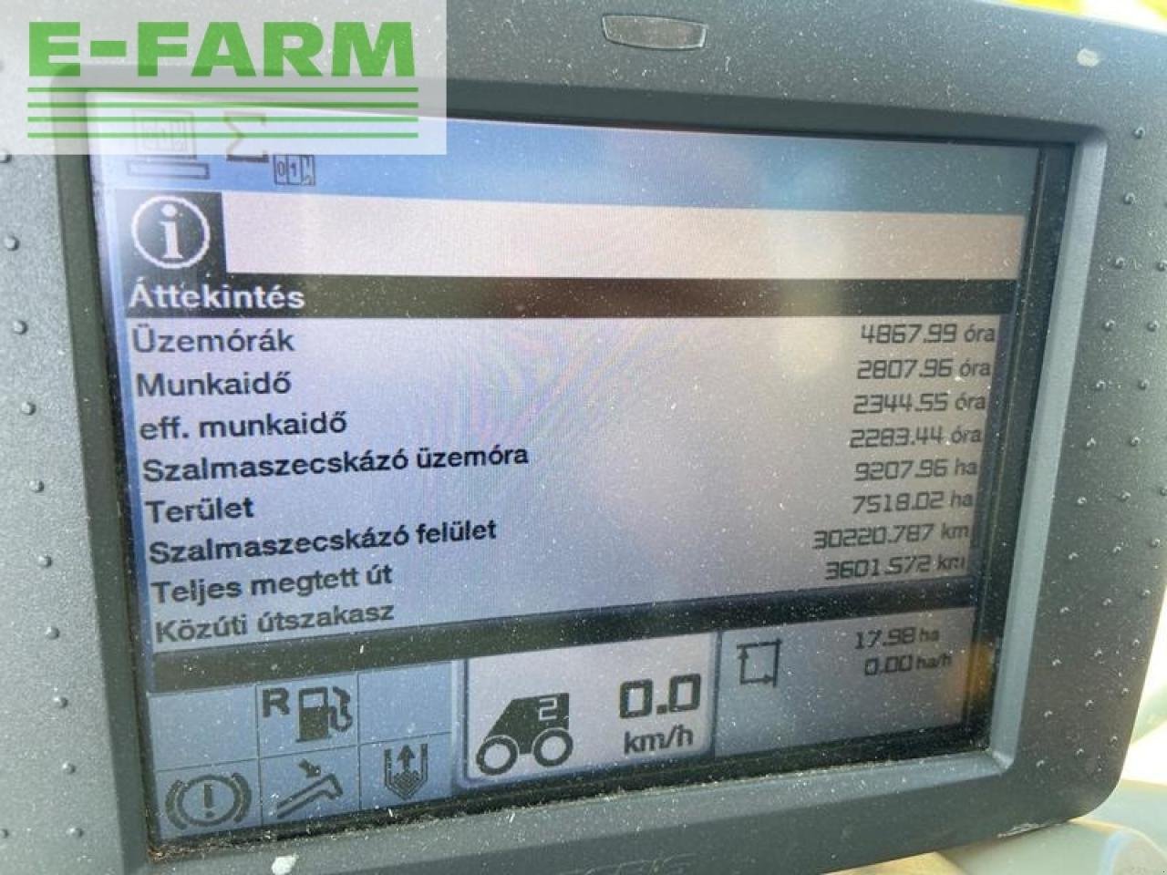 Mähdrescher of the type CLAAS lexion 750, Gebrauchtmaschine in SZEGED (Picture 11)