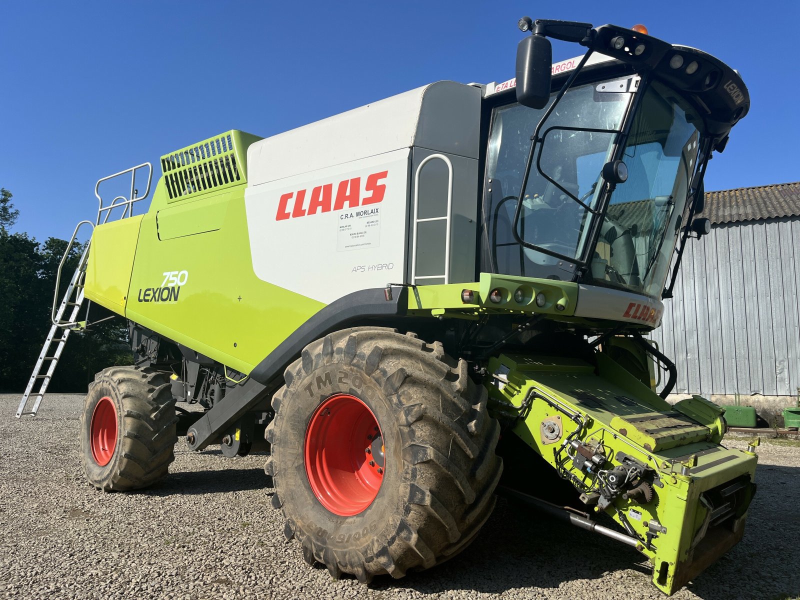 Mähdrescher tip CLAAS LEXION 750, Gebrauchtmaschine in PONTIVY (Poză 1)