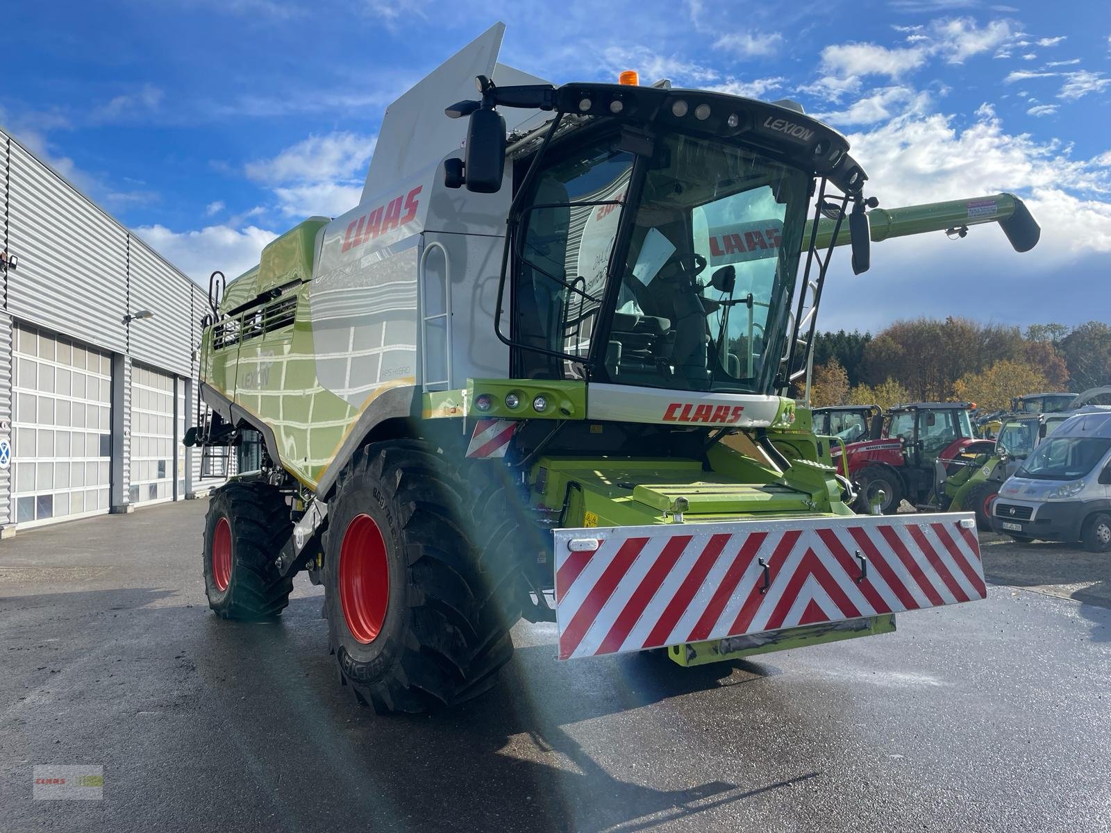 Mähdrescher des Typs CLAAS Lexion 750, Gebrauchtmaschine in Dasing (Bild 3)