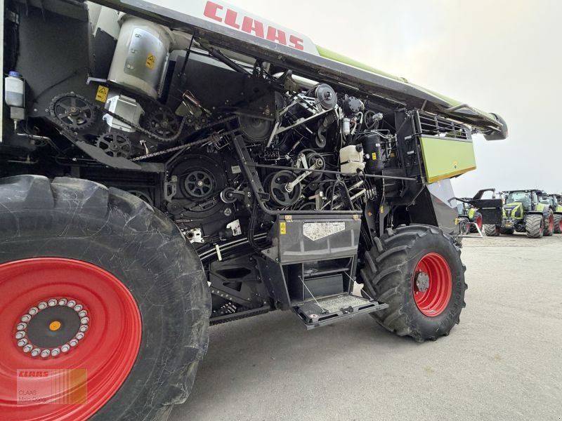 Mähdrescher typu CLAAS LEXION 7500 ALLRAD 4 WD, Gebrauchtmaschine v Gollhofen (Obrázek 14)