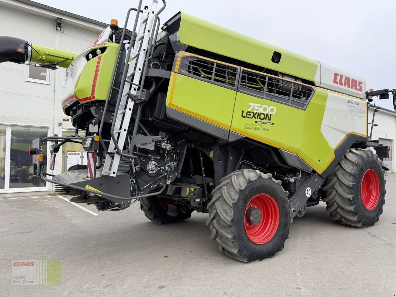 Mähdrescher του τύπου CLAAS LEXION 7500 ALLRAD 4 WD, Gebrauchtmaschine σε Gollhofen (Φωτογραφία 4)