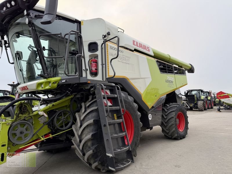 Mähdrescher typu CLAAS LEXION 7500 ALLRAD 4 WD, Gebrauchtmaschine v Gollhofen (Obrázek 8)