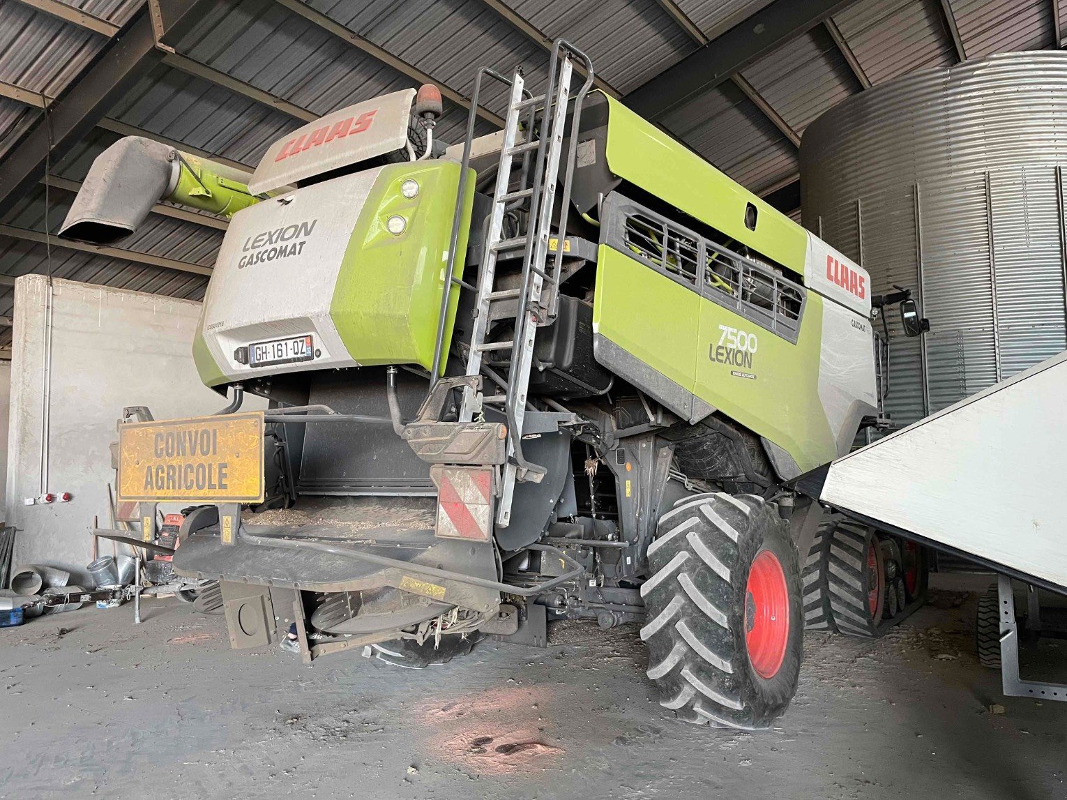 Mähdrescher tipa CLAAS LEXION 7500 TERRA TRA, Gebrauchtmaschine u ORLEIX (Slika 4)