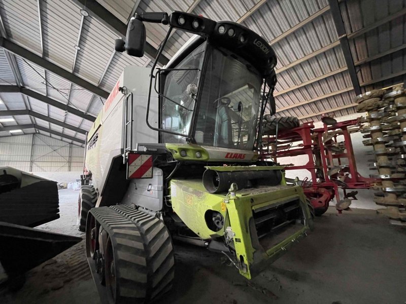 Mähdrescher van het type CLAAS LEXION 7500 TERRA TRA, Gebrauchtmaschine in ORLEIX (Foto 1)