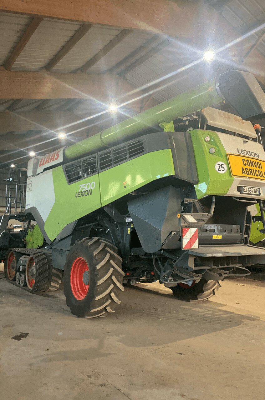 Mähdrescher от тип CLAAS LEXION 7500 TT 4 RM V930, Gebrauchtmaschine в PONTIVY (Снимка 2)