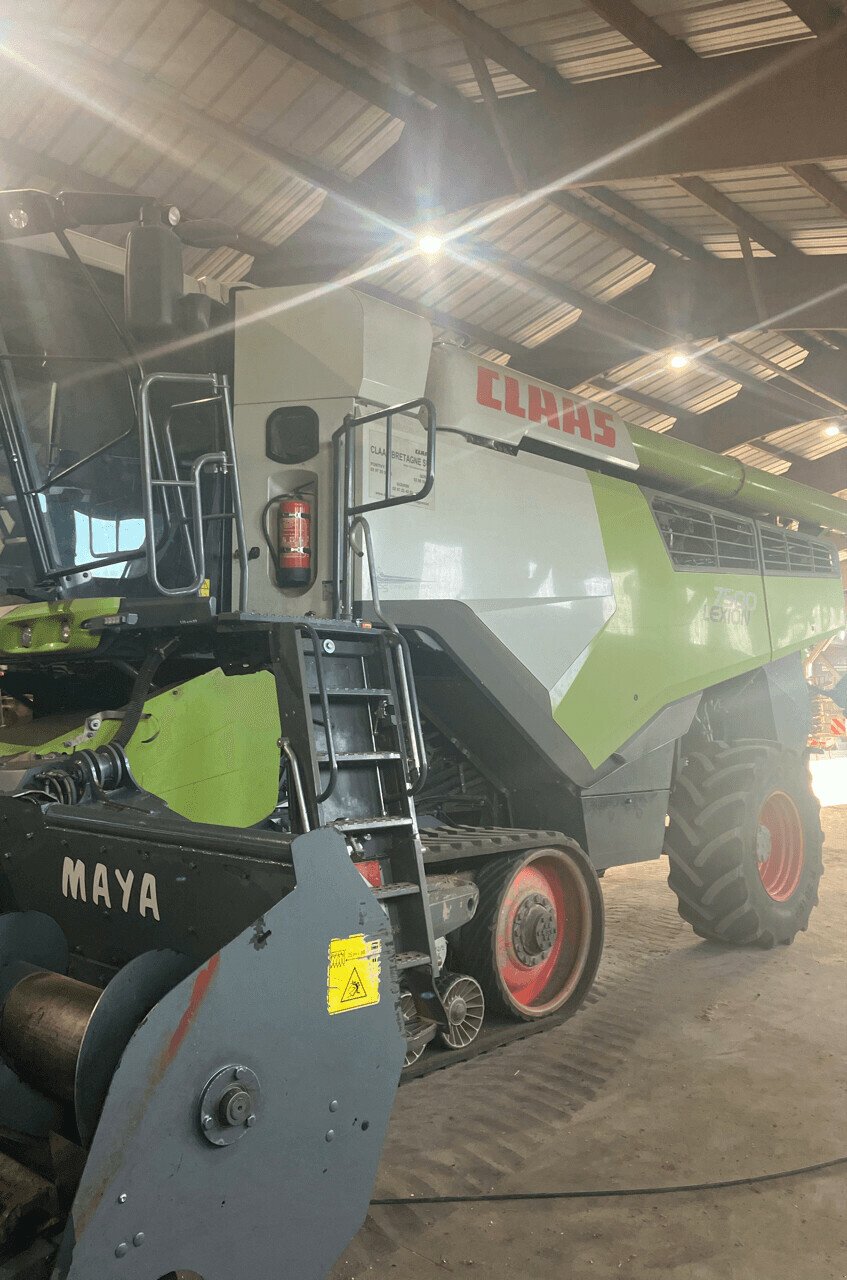 Mähdrescher от тип CLAAS LEXION 7500 TT 4 RM V930, Gebrauchtmaschine в PONTIVY (Снимка 4)
