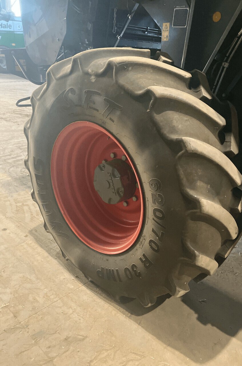 Mähdrescher от тип CLAAS LEXION 7500 TT 4 RM V930, Gebrauchtmaschine в PONTIVY (Снимка 8)