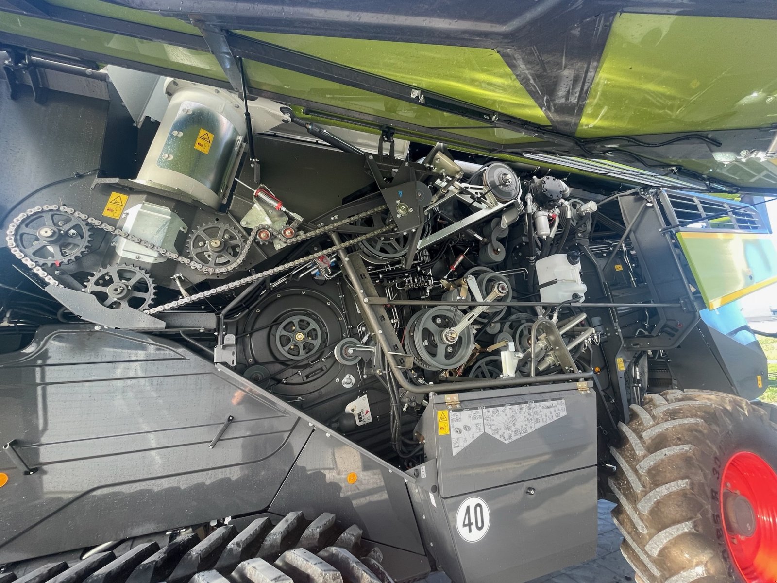 Mähdrescher des Typs CLAAS Lexion 7500 TT 40km/h, Gebrauchtmaschine in Seubersdorf (Bild 5)