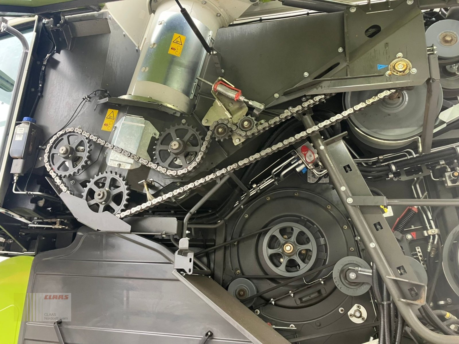 Mähdrescher des Typs CLAAS Lexion 7500 TT, Gebrauchtmaschine in Schwandorf (Bild 6)