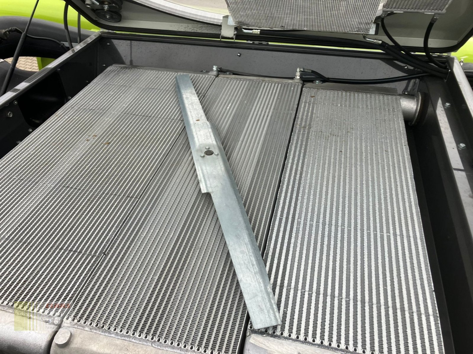 Mähdrescher des Typs CLAAS Lexion 7500 TT, Gebrauchtmaschine in Schwandorf (Bild 12)