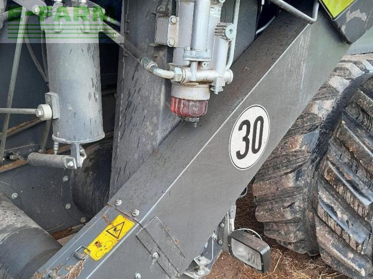 Mähdrescher Türe ait CLAAS LEXION 7500 TT, Gebrauchtmaschine içinde CORNHILL-ON-TWEED (resim 5)