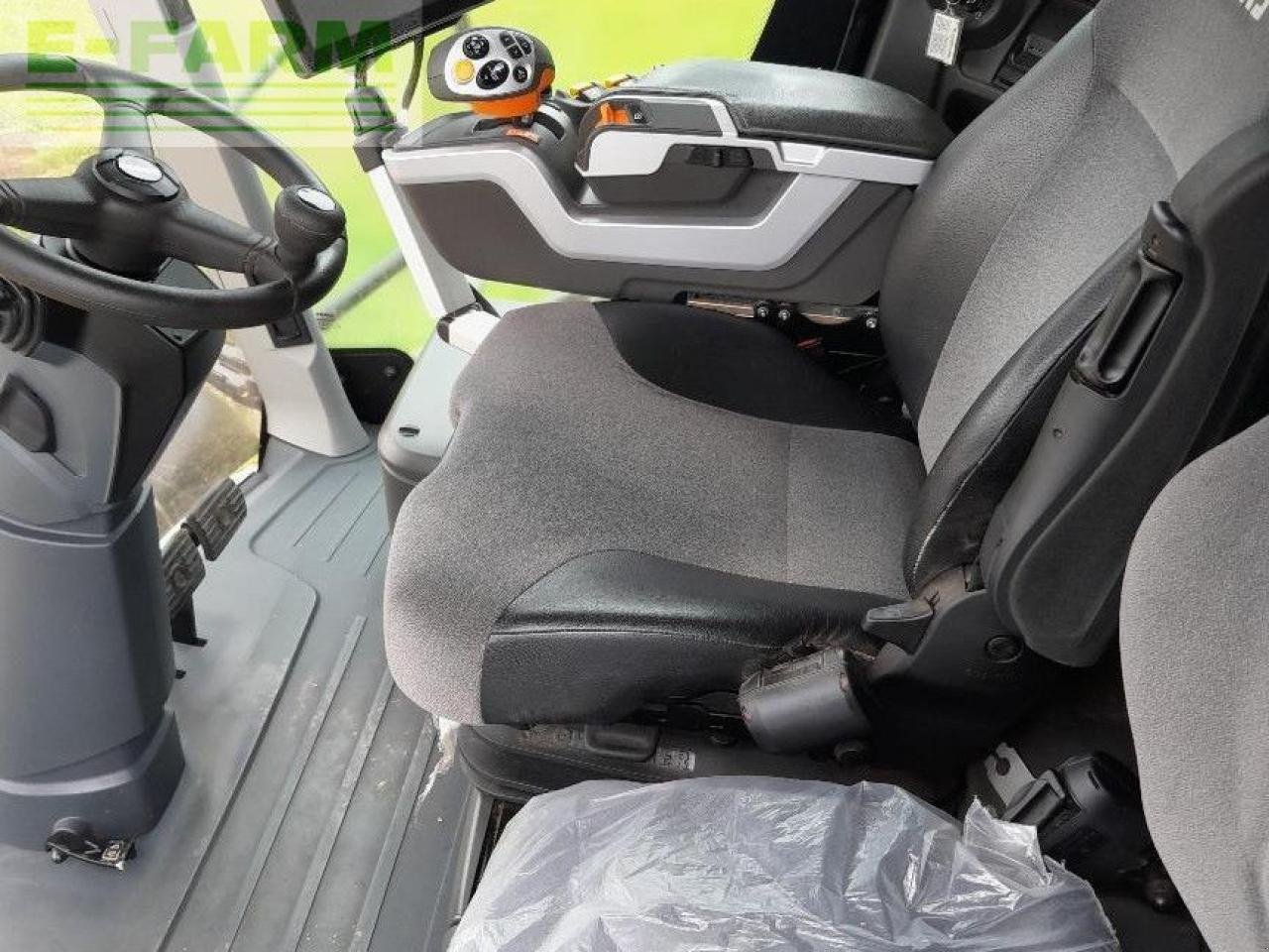 Mähdrescher Türe ait CLAAS LEXION 7500 TT, Gebrauchtmaschine içinde CORNHILL-ON-TWEED (resim 10)