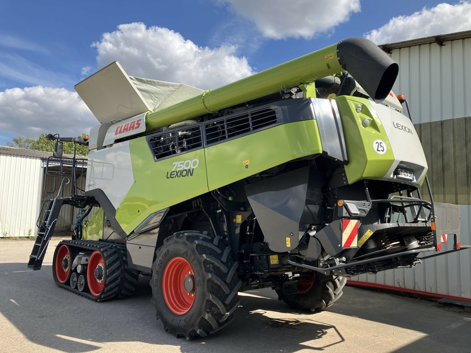 Mähdrescher Türe ait CLAAS LEXION 7500 TT, Gebrauchtmaschine içinde VAROIS & CHAIGNOT (resim 8)