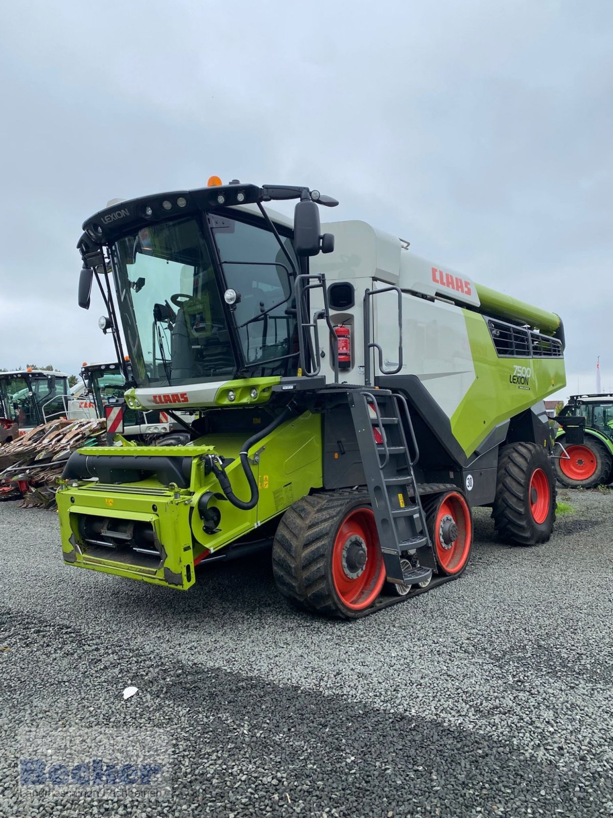 Mähdrescher of the type CLAAS Lexion 7500 TT, Gebrauchtmaschine in Weimar-Niederwalgern (Picture 3)