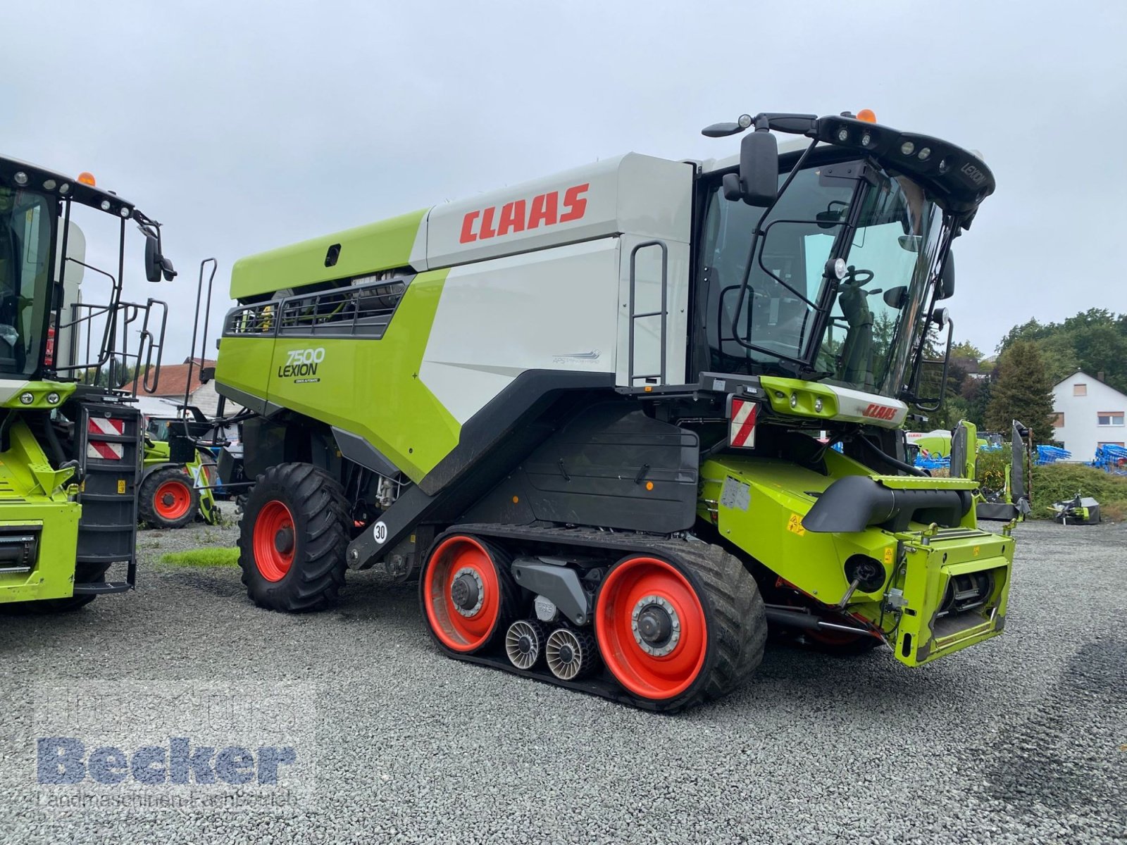 Mähdrescher of the type CLAAS Lexion 7500 TT, Gebrauchtmaschine in Weimar-Niederwalgern (Picture 7)