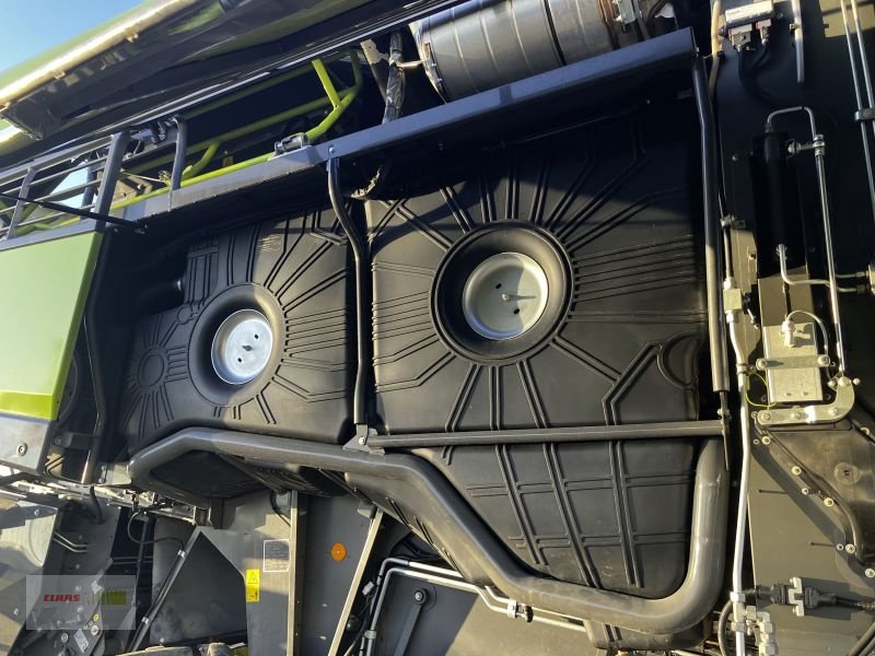 Mähdrescher typu CLAAS LEXION 7500, Gebrauchtmaschine v Töging am Inn (Obrázek 27)