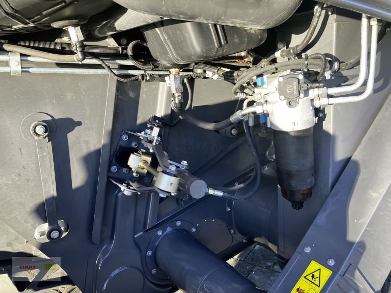 Mähdrescher typu CLAAS LEXION 7500, Gebrauchtmaschine v Töging am Inn (Obrázek 29)