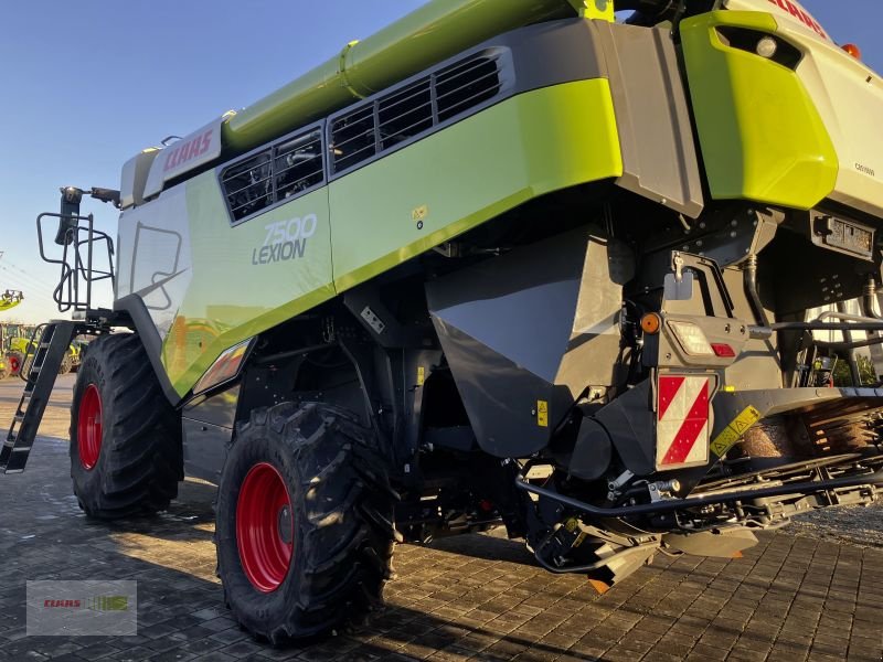 Mähdrescher typu CLAAS LEXION 7500, Gebrauchtmaschine v Töging am Inn (Obrázek 5)
