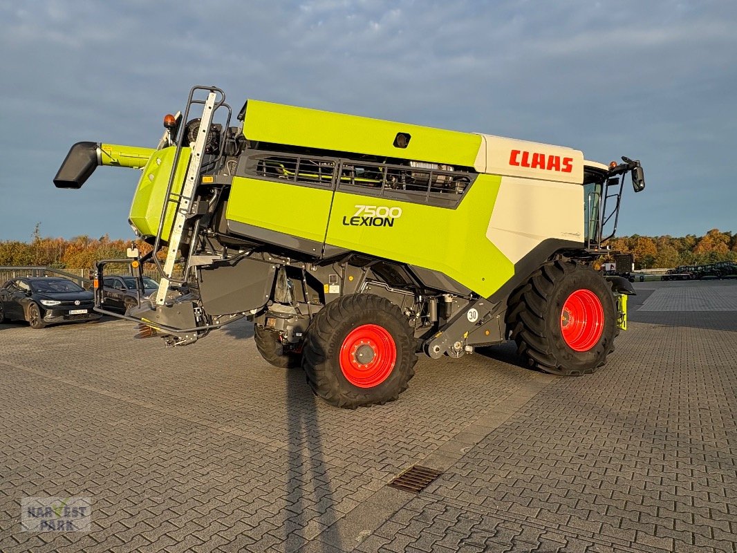 Mähdrescher typu CLAAS LEXION 7500, Gebrauchtmaschine v Emsbüren (Obrázek 19)