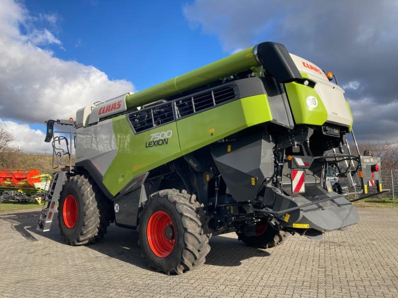 Mähdrescher typu CLAAS LEXION 7500, Gebrauchtmaschine v Hockenheim (Obrázek 3)