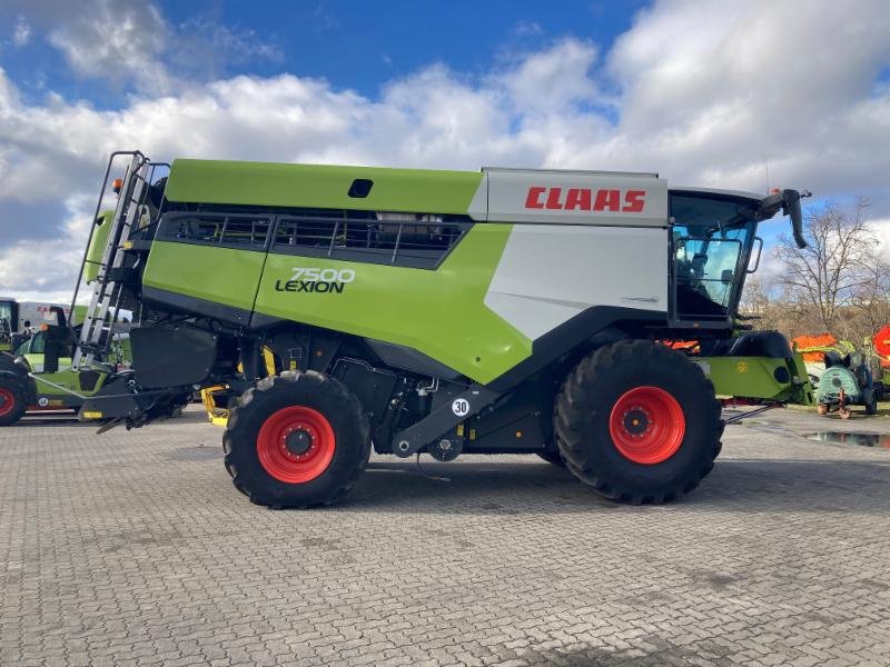 Mähdrescher typu CLAAS LEXION 7500, Gebrauchtmaschine v Hockenheim (Obrázek 7)