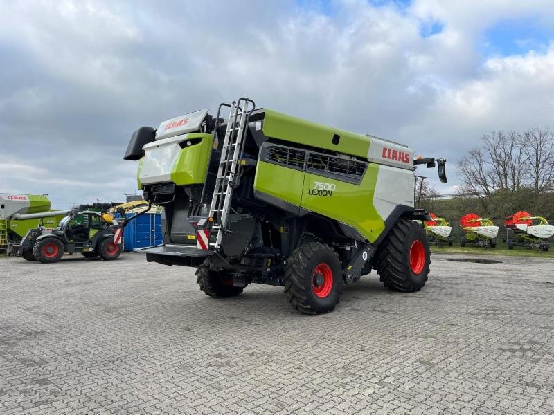 Mähdrescher des Typs CLAAS LEXION 7500, Gebrauchtmaschine in Hockenheim (Bild 5)