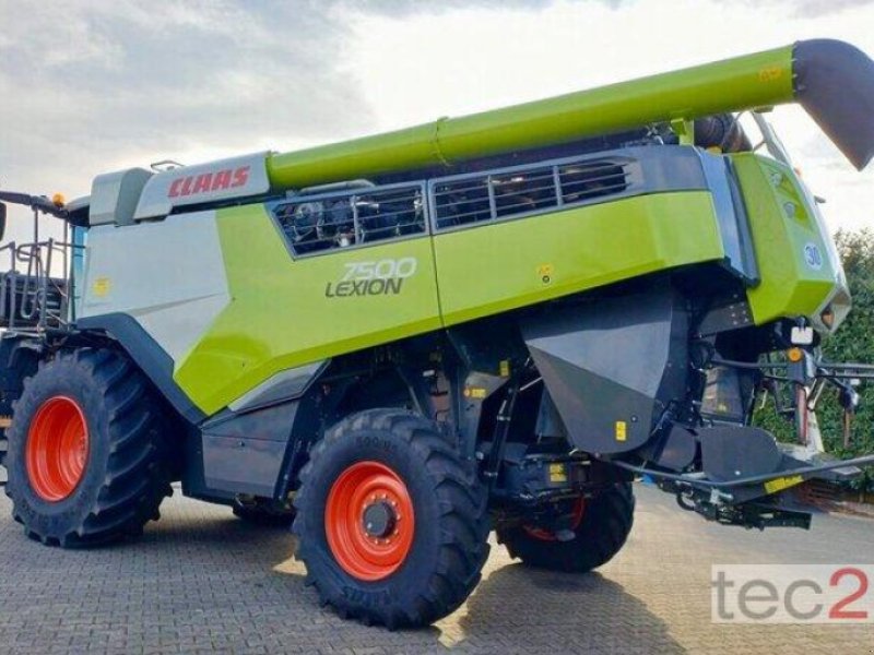 Mähdrescher des Typs CLAAS Lexion 7500, Gebrauchtmaschine in Östringen (Bild 1)