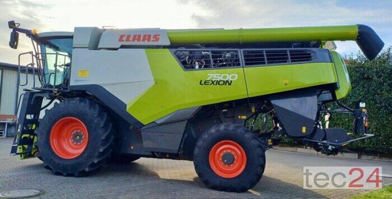 Mähdrescher typu CLAAS Lexion 7500, Gebrauchtmaschine v Östringen (Obrázek 4)