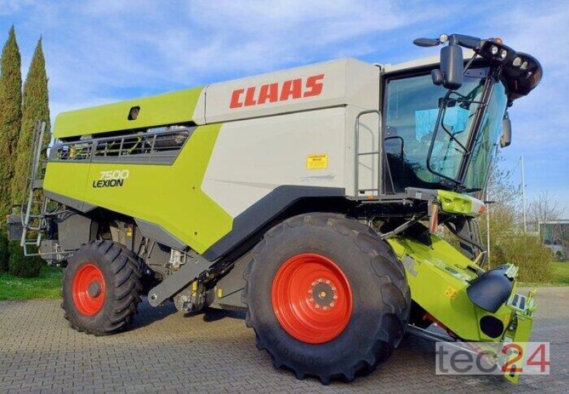 Mähdrescher typu CLAAS Lexion 7500, Gebrauchtmaschine v Östringen (Obrázek 12)