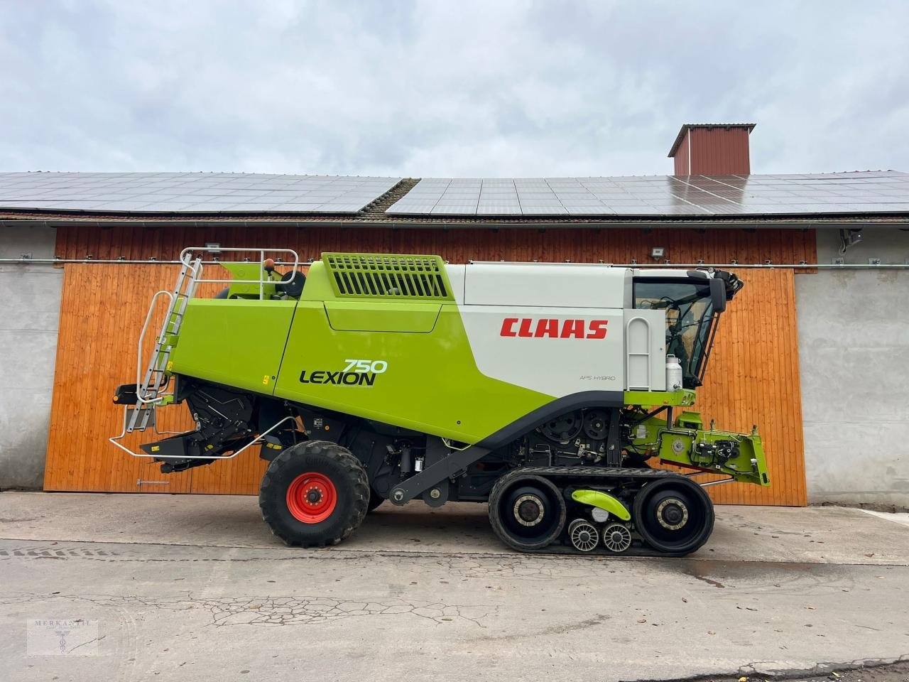 Mähdrescher des Typs CLAAS Lexion 750TT, Gebrauchtmaschine in Pragsdorf (Bild 2)