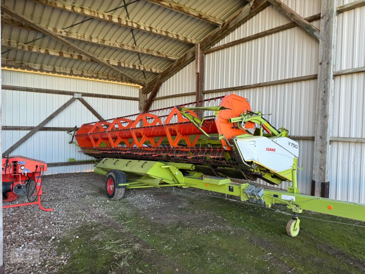 Mähdrescher des Typs CLAAS Lexion 750TT, Gebrauchtmaschine in Pragsdorf (Bild 11)