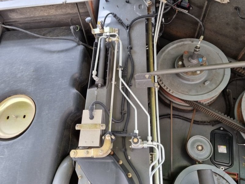 Mähdrescher of the type CLAAS LEXION 760 TT Ny Pris! Incl. CLAAS Vario V900 bord med vogn. Laser Pilot. Auto Pilot., Gebrauchtmaschine in Kolding (Picture 11)